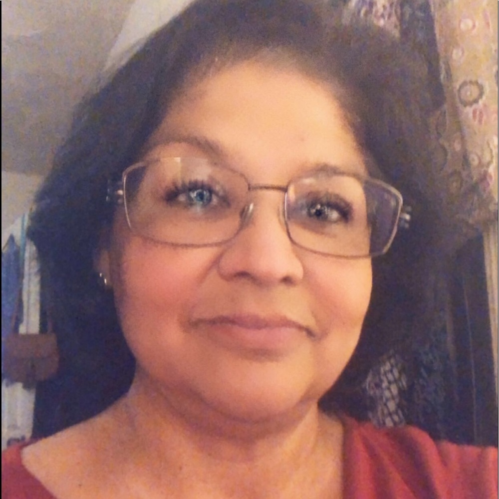 Meet your Posher, Gloria